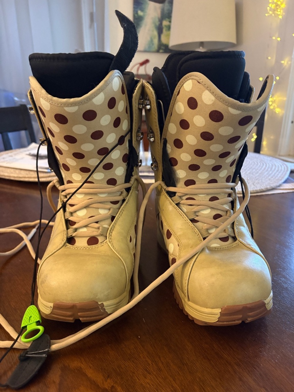 Aura Lime Green Label Snowboard Boots - Black Interior